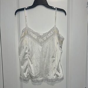Elegant White Lace Chemise